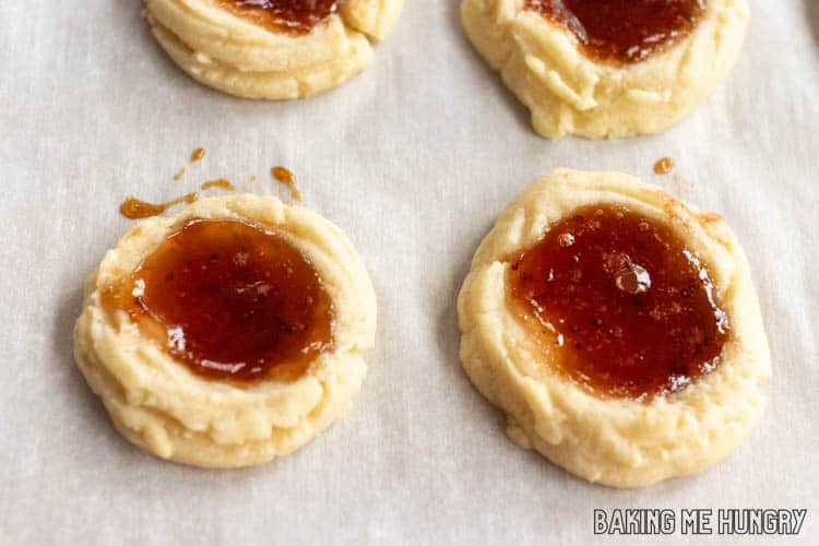 baked strawberry shortbread cookies on parchment