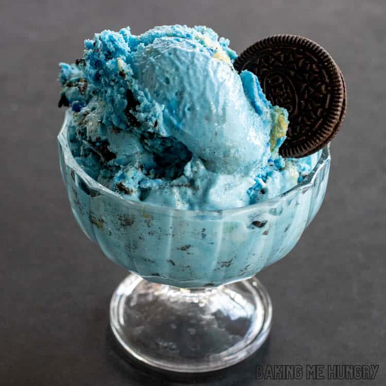 bowl with cookie monster ice cream recipe and an oreo