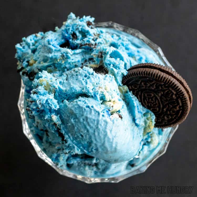 bowl with cookie monster ice cream recipe and an oreo