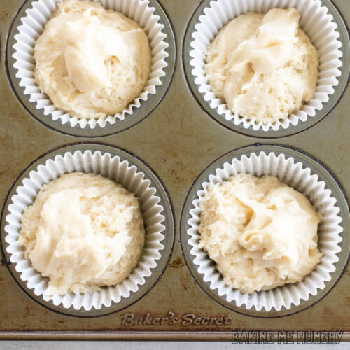 Vanilla Muffin Recipe (Quick & Easy) Baking Me Hungry