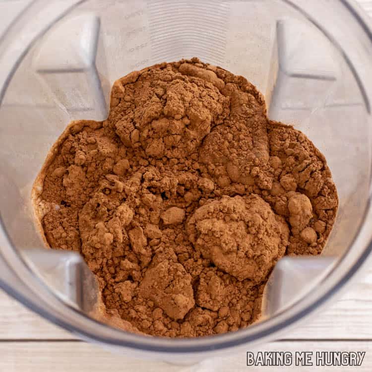 cocoa powder in blender