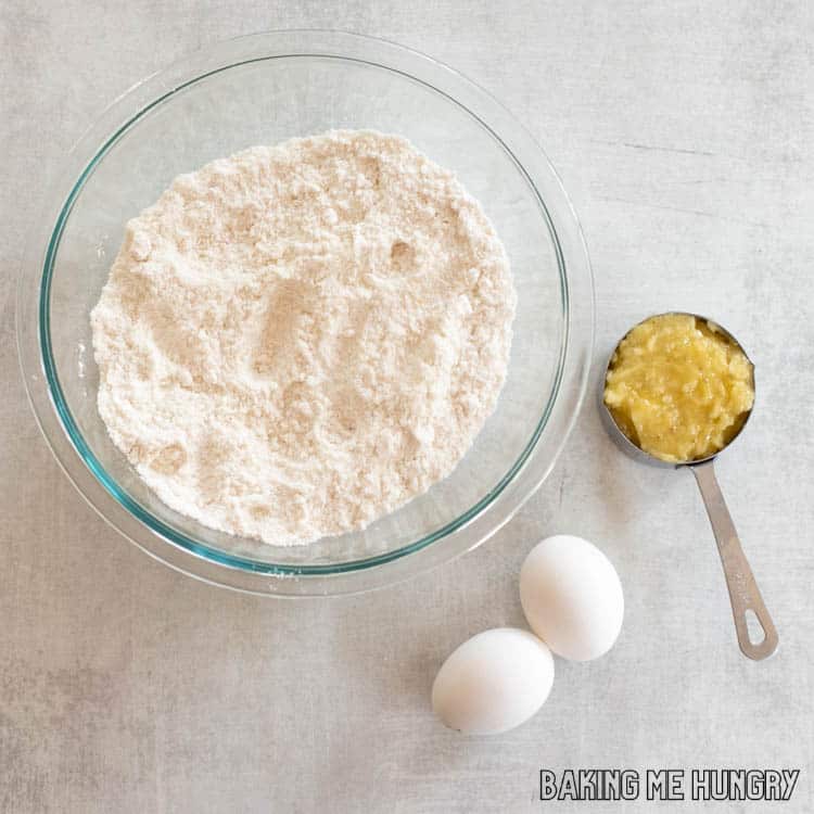 cake mix in bowl