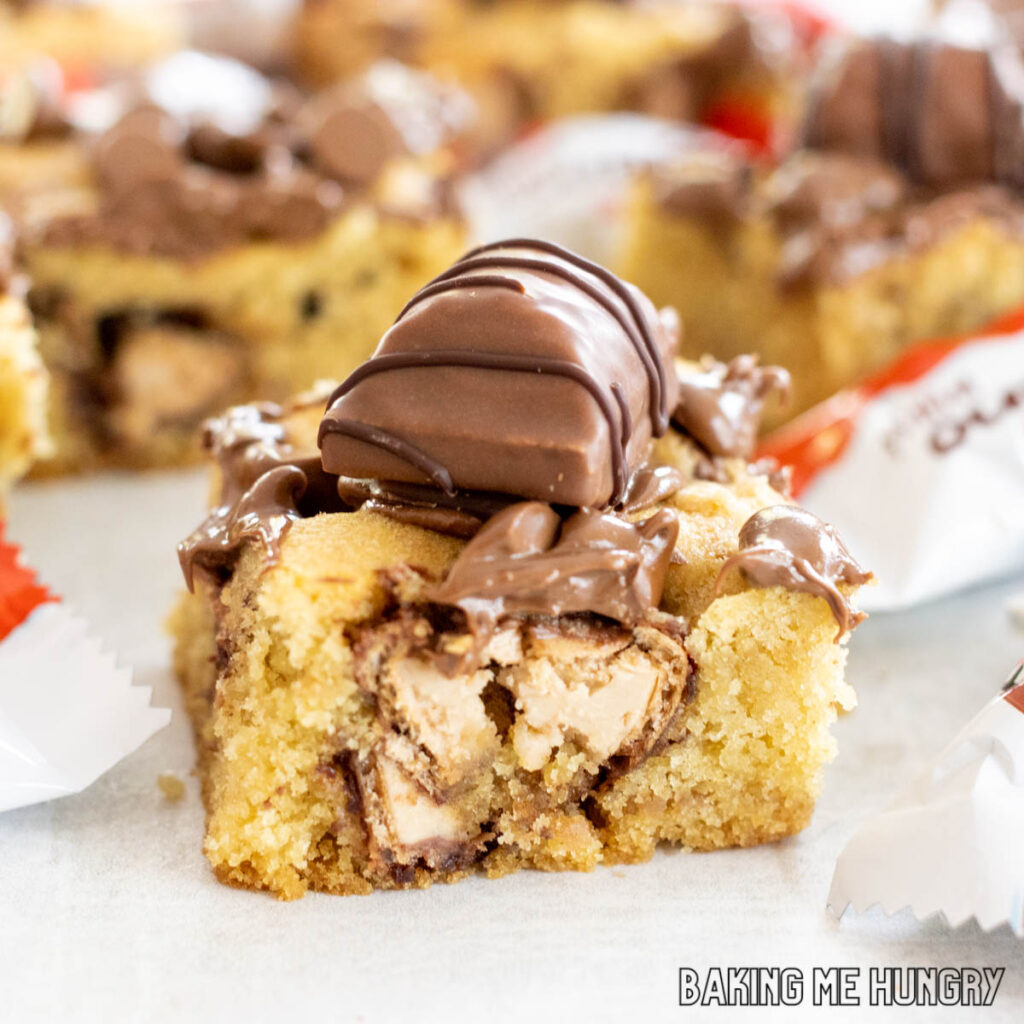 close up on one of the kinder bueno cookie bars