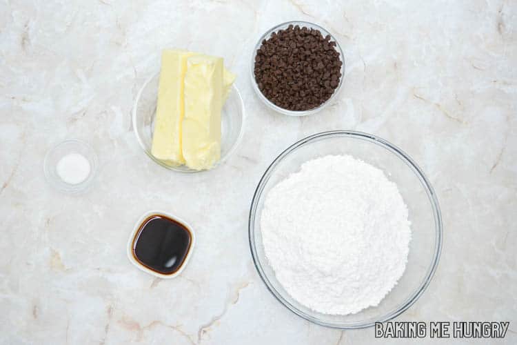 ingredients in small bowls for frosting
