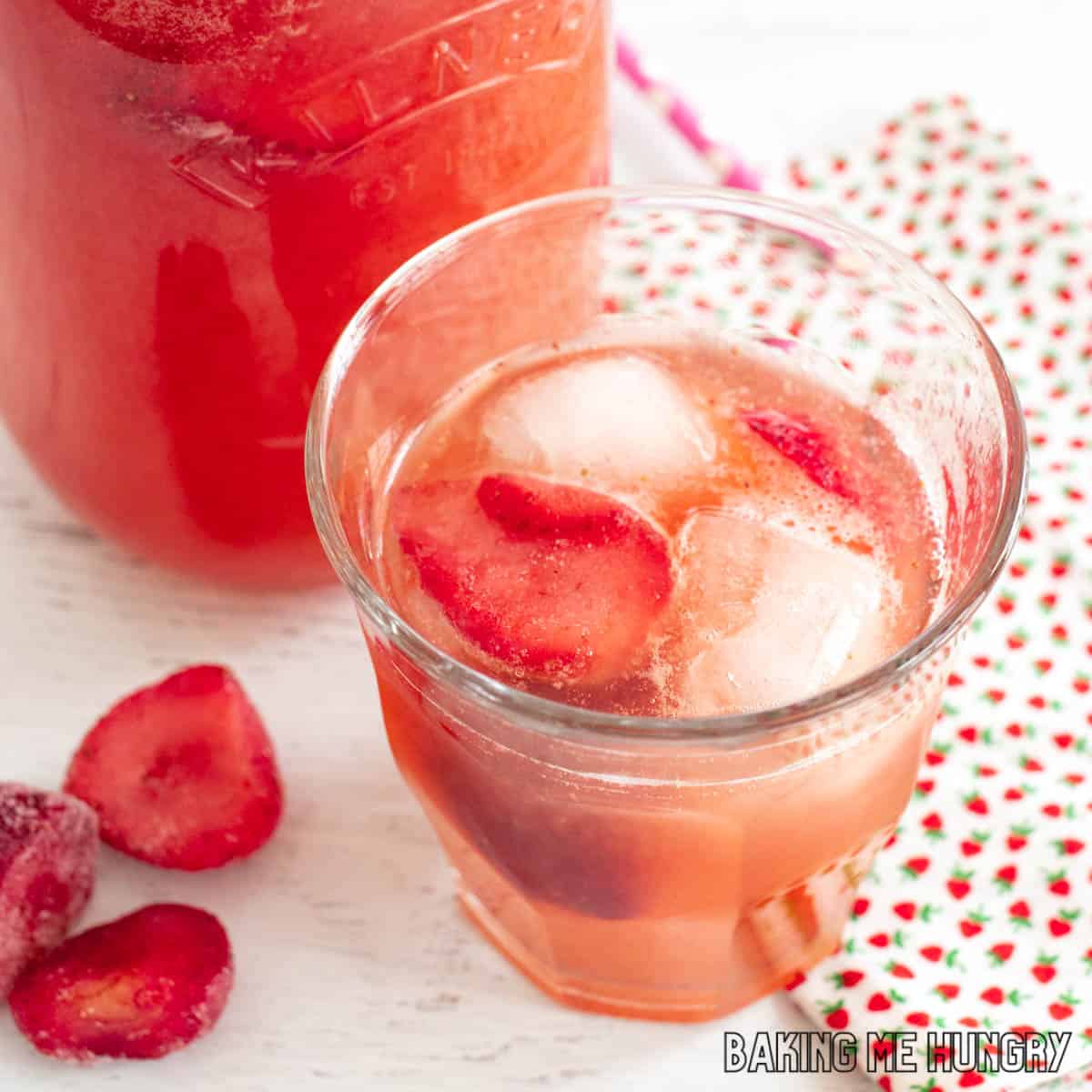starbucks strawberry refresher recipe in a jar and glass