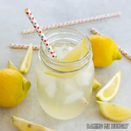 single serve lemonade recipe in a mason jar with a straw