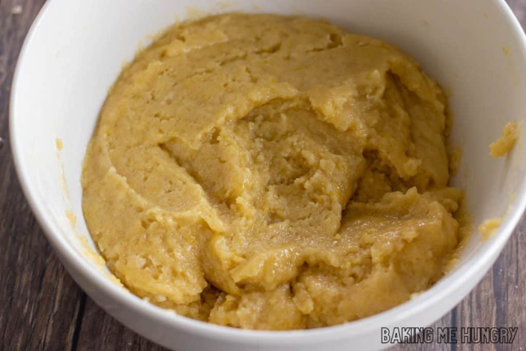 batter in bowl