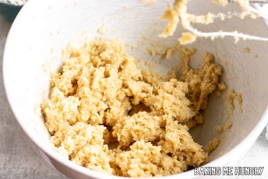 wet ingredients mixed