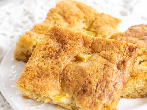 Easy Peach Blondies Recipe with Fresh or Frozen Peaches