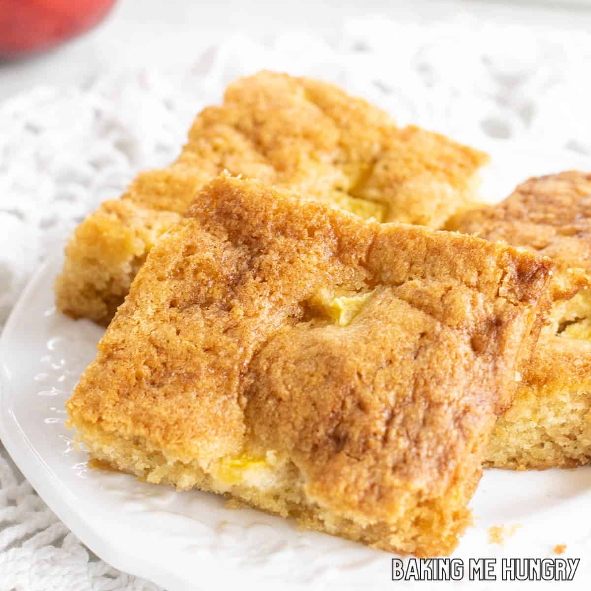 peach blondies recipe close up on a small white plate