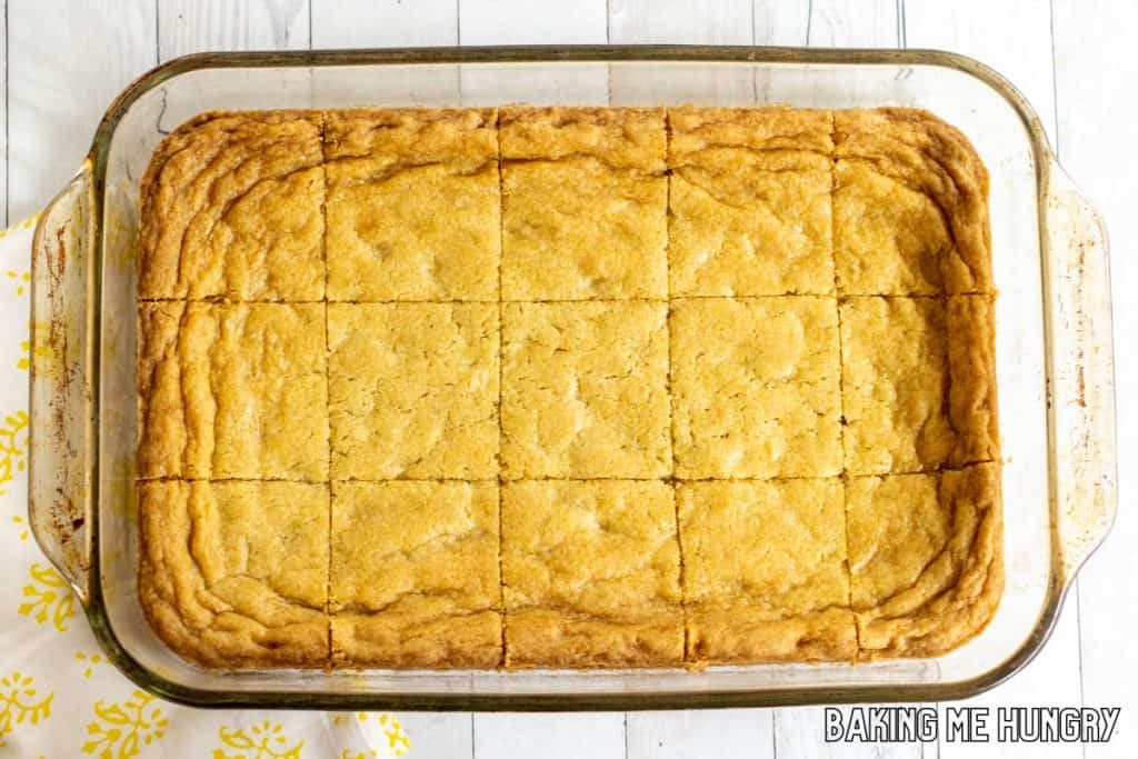 cut bars in pan