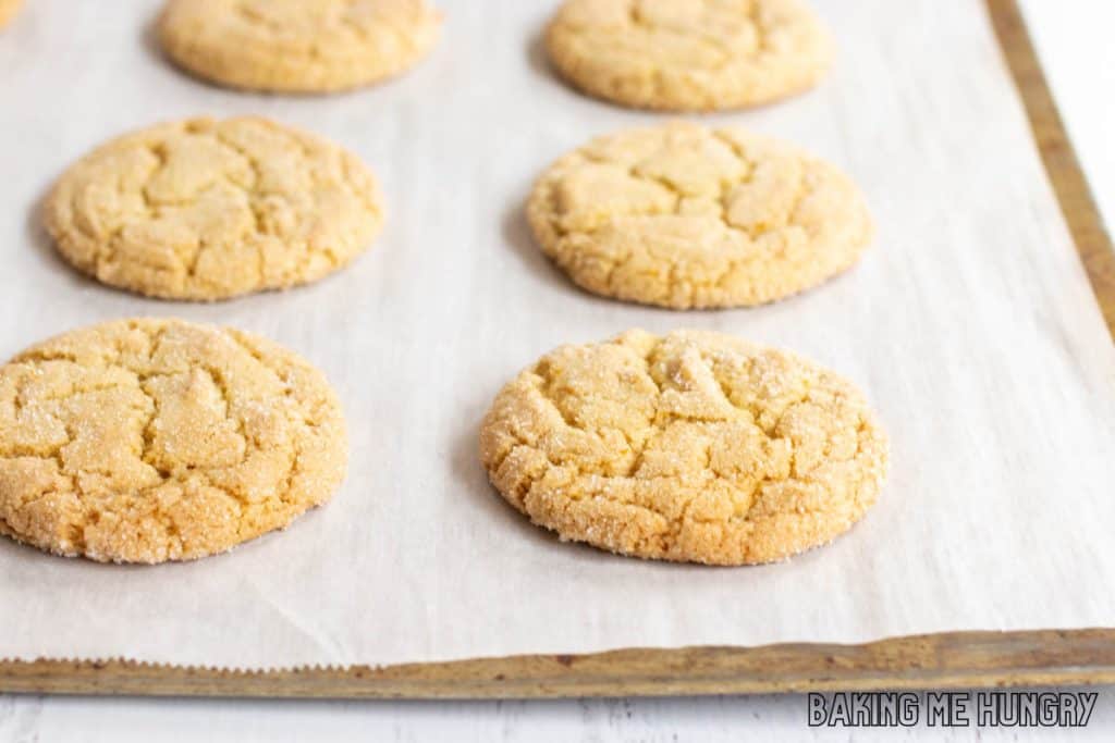 baked cookies on tray